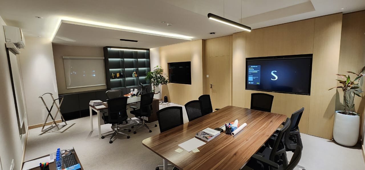 Modern office interior design Dubai