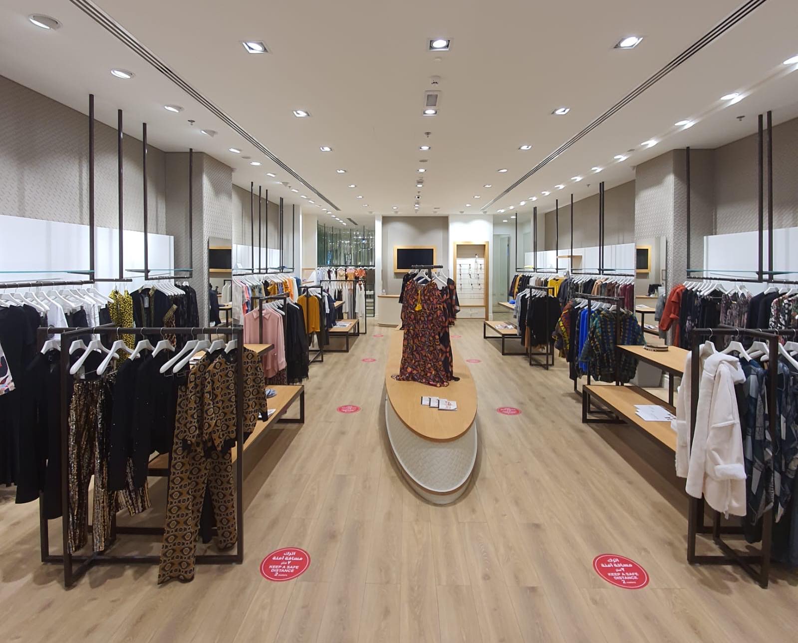 Retail fitout store design Dubai UAE